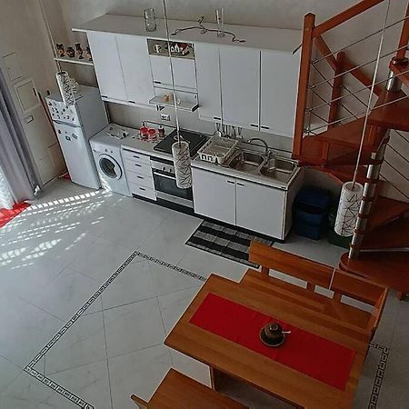 Casa Vacanza Raggio Di Sole Giovinazzo Eksteriør billede