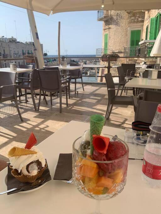 Casa Vacanza Raggio Di Sole Giovinazzo Eksteriør billede