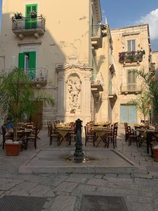 Casa Vacanza Raggio Di Sole Giovinazzo Eksteriør billede